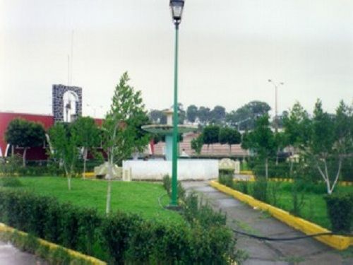 Paseo por Mexico San Gregorio Atzompa Square