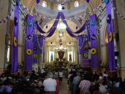 Paseo por Mexico Inside of the parish church dedicated to Saint Jerome Xayacatlán