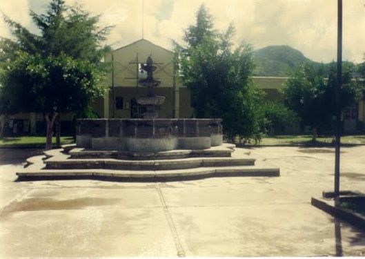 Paseo por Mexico San Miguel Ixitla main square