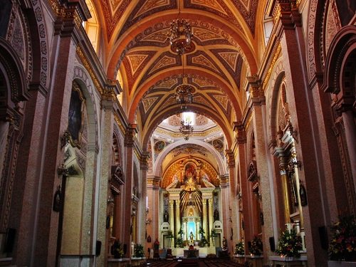 Paseo por Mexico Inside of the Parish of San Pedro Cholula