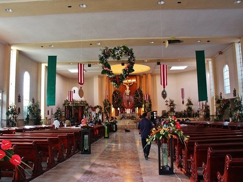 Paseo por Mexico Inside of the New Temple of San Francisco Coapa in San Pedro Cholula