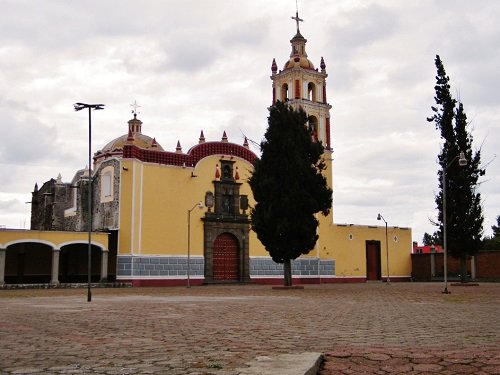 Paseo por Mexico Temple of Santiago in San Pedro Cholula