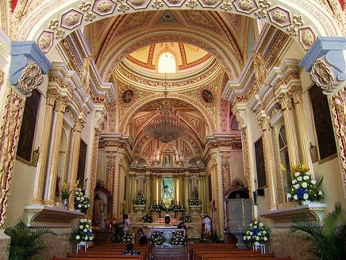 Paseo por Mexico Inside of the Church of the Jesús Tlatempan neighborhood in San Pedro Cholula