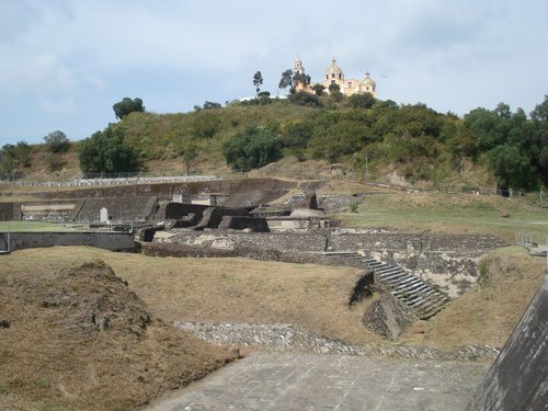 Paseo por Mexico San Pedro Cholula Archaeological Zone