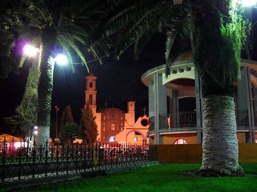 Paseo por Mexico Civic Square of San Salvador el Seco