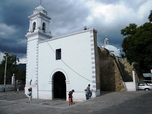 Paseo por Mexico Temple of San Diego de Alcalá in Tehuacán