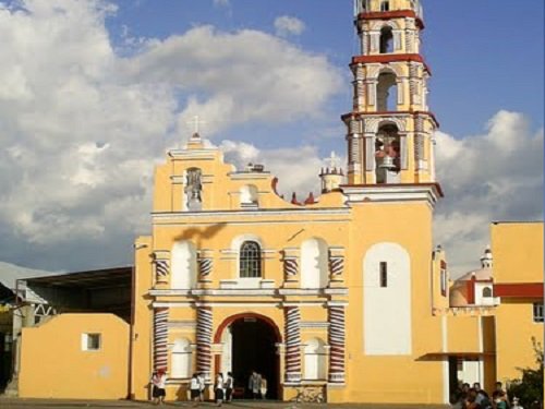 Paseo por Mexico Church of San Sebastian in Tepatlaxco de Hidalgo