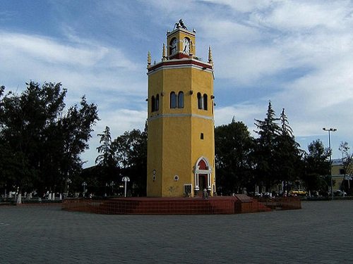 Paseo por Mexico The Rollo Tower in Tepeaca