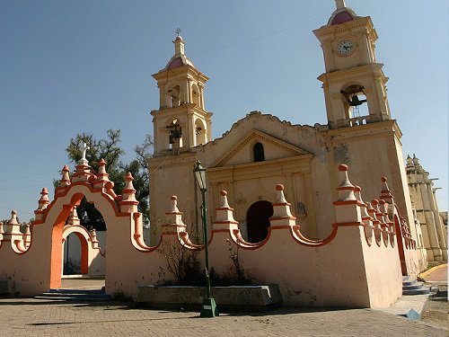 Paseo por Mexico Parish of Saint Peter the Apostle in Tepeyahualco