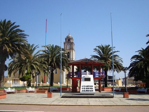 Paseo por Mexico Civic Square of Teteles de Avila Castillo