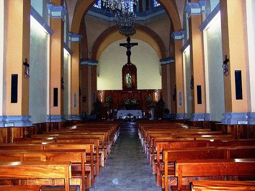 Paseo por Mexico Inside of the Parish of Saint Raphael the Archangel in Teziutlán