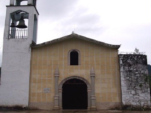 Paseo por Mexico Parish church dedicated to Saint Peter in Tlaola