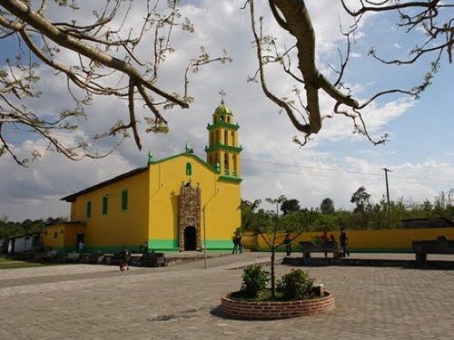 Paseo por Mexico Tatauzoquico Church in Tlatlauquitepec