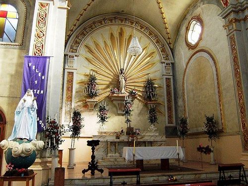 Paseo por Mexico Interior of the Temple of the Sacred Heart of Jesus in Tlatlauquitepec