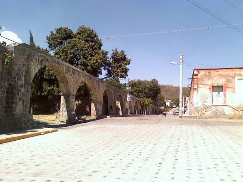 Paseo por Mexico The Arches of Tochimilco Aqueduct