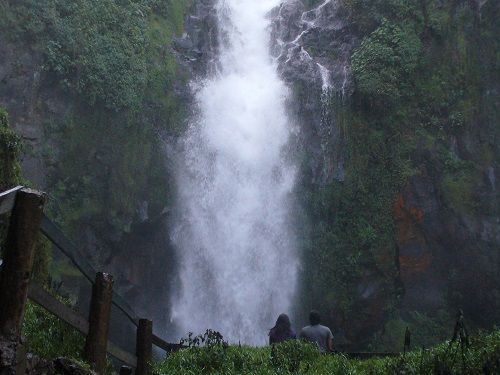 Paseo por Mexico Tuliman waterfall in Zacatlán