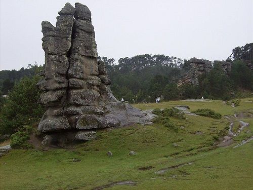 Paseo por Mexico Valley of stacked stones in Zacatlán