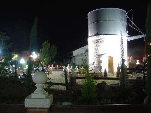 Paseo por Mexico The Station Park in Zaragoza