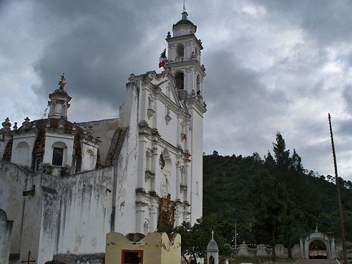 Paseo por Mexico Temple of Santiago Apóstol in Zautla